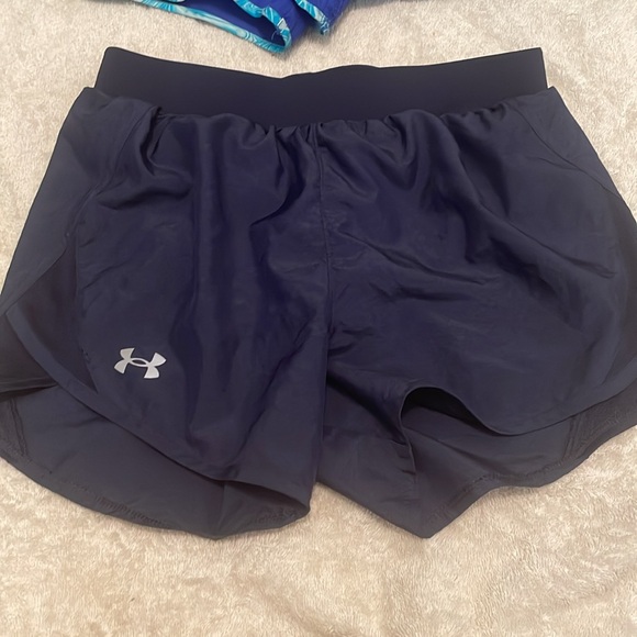 Under Armour shorts & freebies - Picture 2 of 8